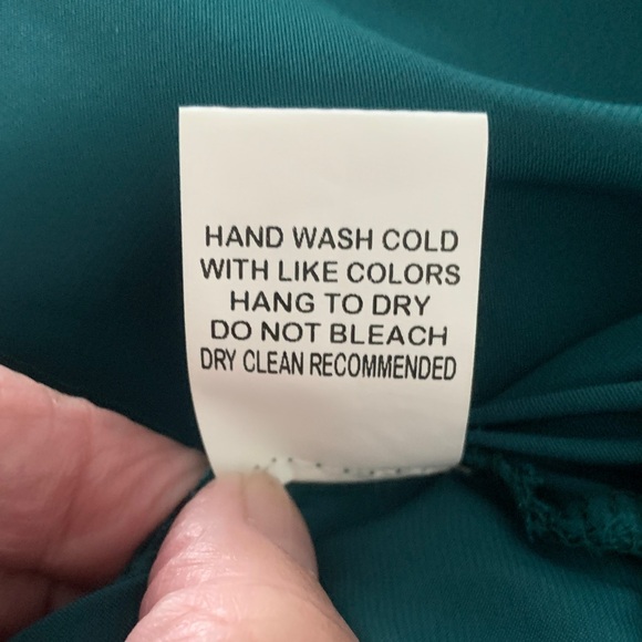 Dark Green Elasticated Waist Silky Feel Jumpsuit. - Picture 12 of 14